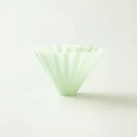 Воронка ORIGAMI Dripper Air M Matte Green (пластик), цвет зелёный 