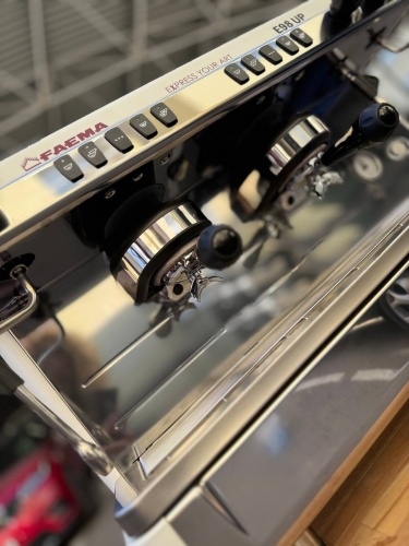 Кофемашина эспрессо рожковая Faema E98 UP DT/2 белая, бу, 2019 гв  фото 5