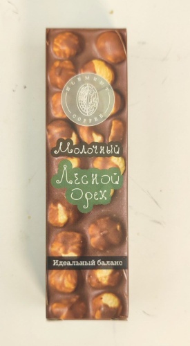 Молочный шоколад (батончик) ELEMENT с лесным орехом, упак. 40 г. 