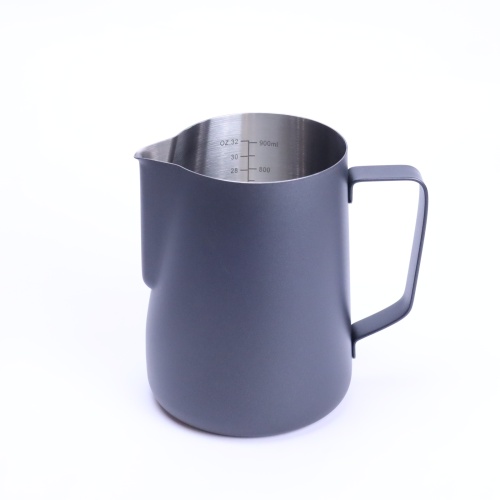 Питчер молочник для капучино и латте COFFEESTATE Barista Tools, стальной, чёрный 1000 мл  фото 5
