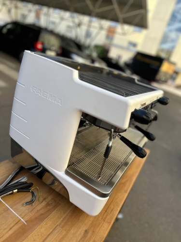 Кофемашина эспрессо рожковая Faema E98 UP DT/2 белая, бу, 2019 гв  фото 13