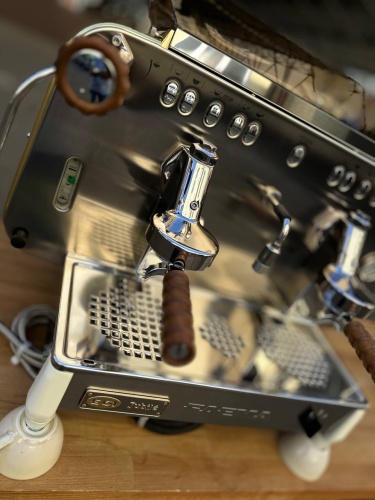 Кофемашина эспрессо рожковая Faema E61 Legend A/2 2 группы 2019 гв  фото 3